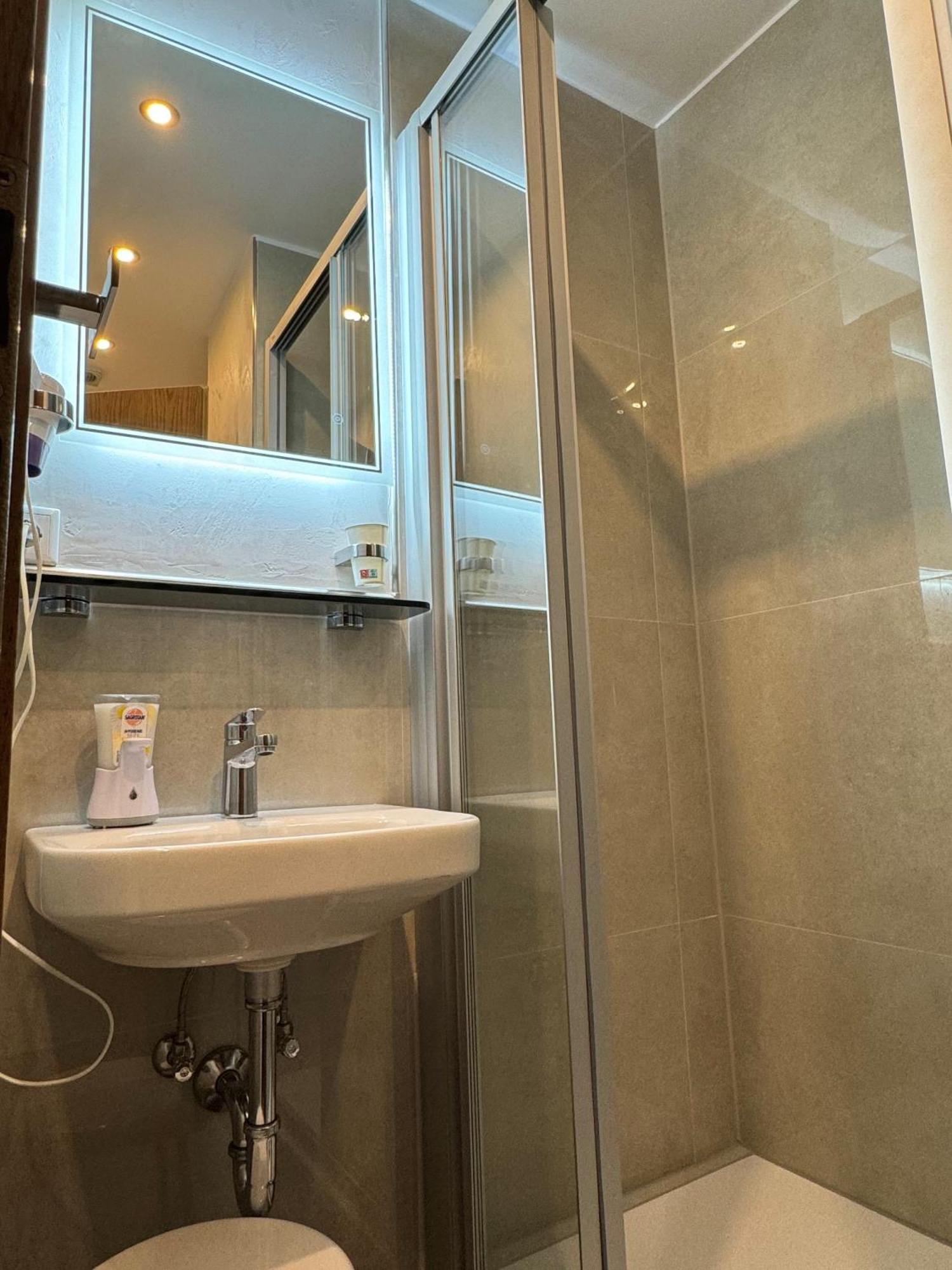 Hotel Zur Muehle Iserlohn Exteriör bild