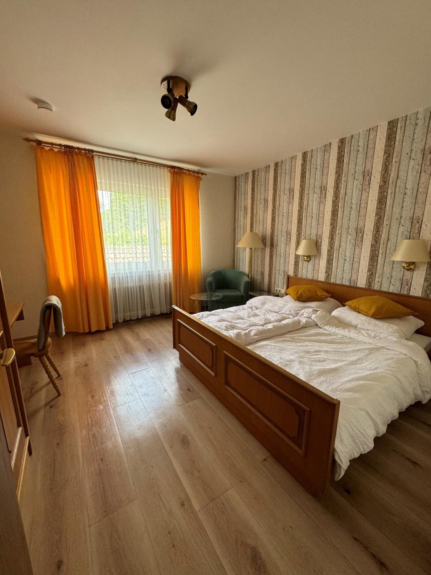Hotel Zur Muehle Iserlohn Rum bild