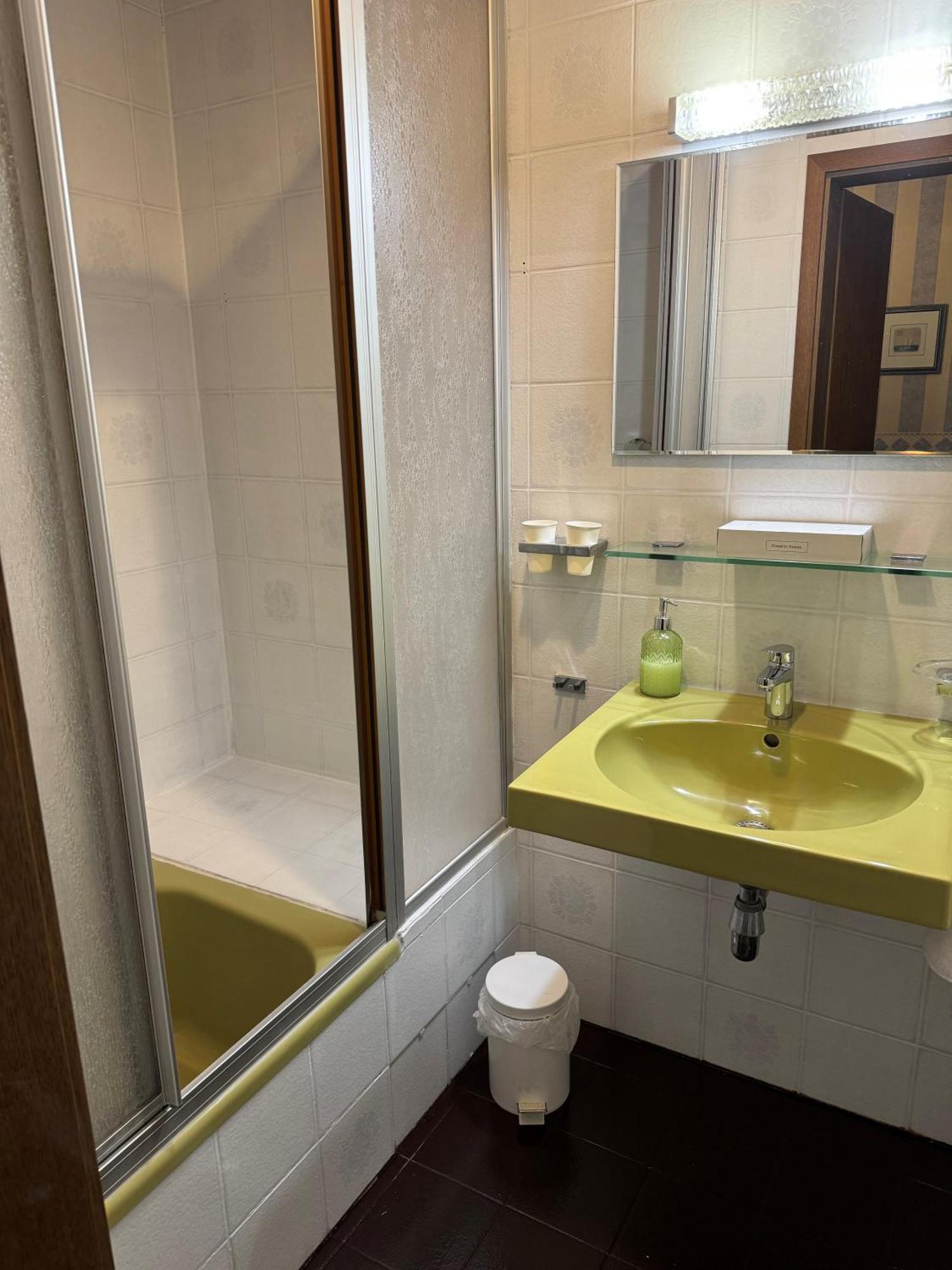 Hotel Zur Muehle Iserlohn Rum bild