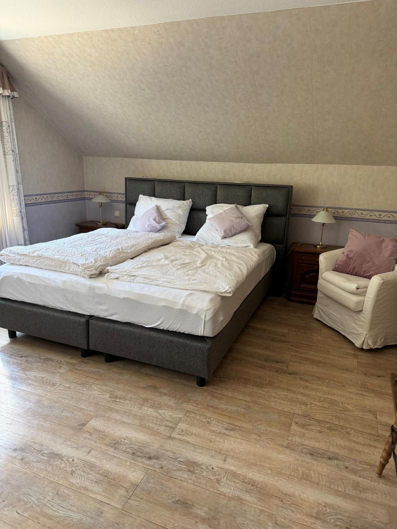 Hotel Zur Muehle Iserlohn Exteriör bild